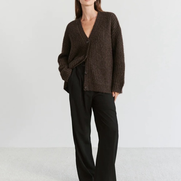 Jenni Kayne Cocoon Sweater in Cocoa size XS - Picture 2 of 6